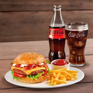 Hamburger + Coca-Cola