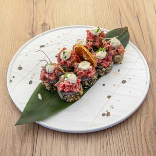 Doble Tuna Tempurizado (8 Pzs.)