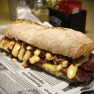 Sándwich De Pastrami