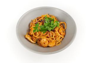 Spaghetti cu fructe de mare