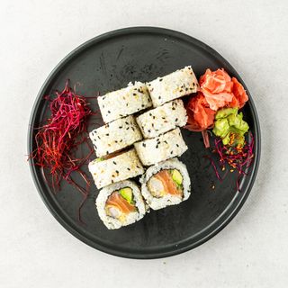Uramaki Salmon & Ebi Roll