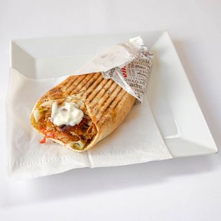 Kebab na cienkim cieście średni