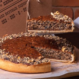 Горіховий пиріг з солоною карамеллю (1200г)