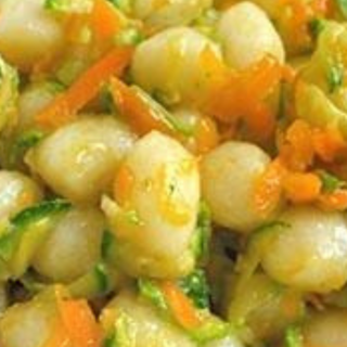 GNOCCHI (SENZA GUTINE) ALLE VERDURE