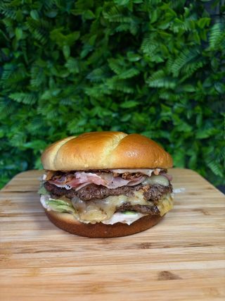 Pršuta Tartuf burger