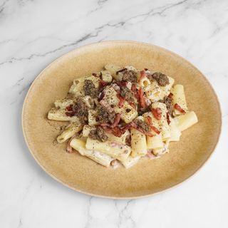 Rigatoni Carbonata Trufada