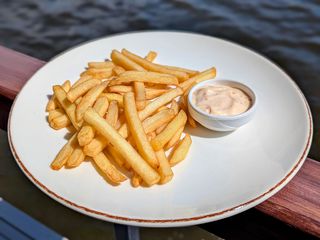 Картопля фрі (150/50g)