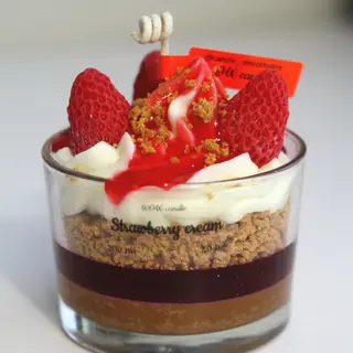 Ароматична свічка "Strawberry"