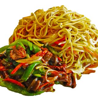 Combo 1  tallarines verduras con ternera cebollas