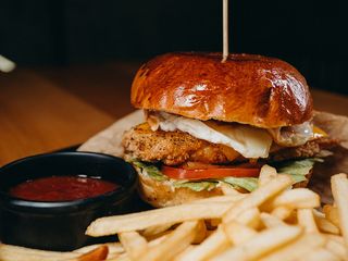 Бургер Цезар (420g)