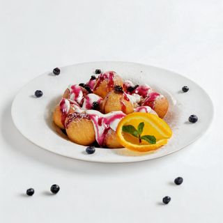 Papanași cu dulceață de visine