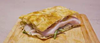 Pane pizza con tacchino