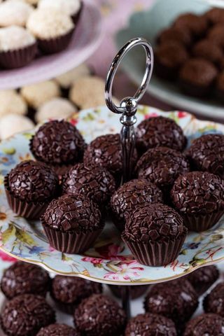 Brigadeiro ao leite -6 unid