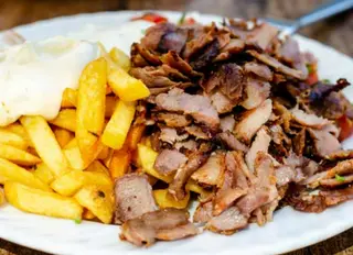 Combinado De Plato Carne Con Patatas Grande