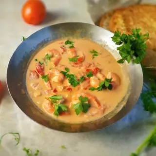 Krewetki koktajlowe w sosie curry