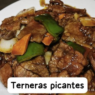 Ternera Con Salsa Picante