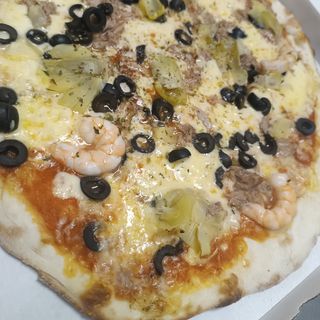 Pizza Caprichosa