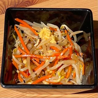 Verduritas picantes estilo Moyashi