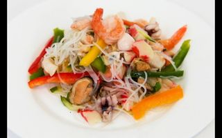 Salata cu fructe de mare
