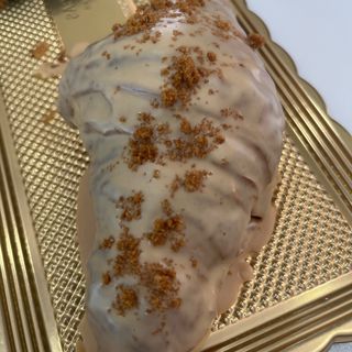 Croissant Relleno Lotus