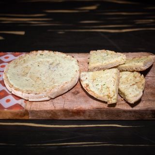 Bolo do caco aioli