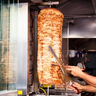 Куряче філе (100 гр)  (  Як додаток в середину шаурму )