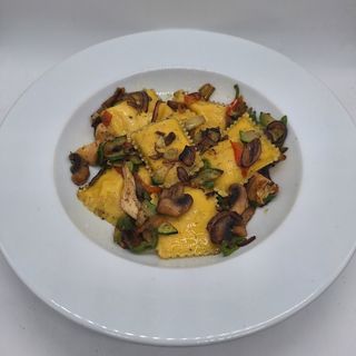 Ravioli de burrata a la verdure