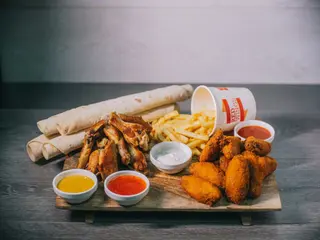 Red wings box veliki
