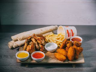 Red wings box veliki