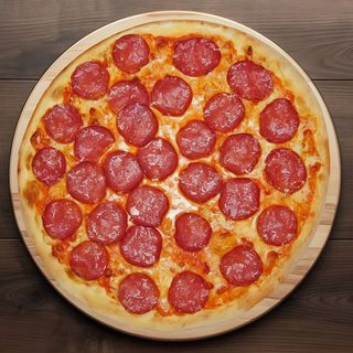 Pizza Salami (Familiar)