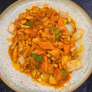 70A. Pollo Al Estilo Gongbao(picante)