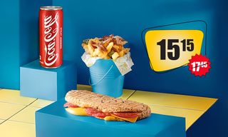 კომბო ტოსტი ნედლად შებოლილი სალიამით და ჩედარით