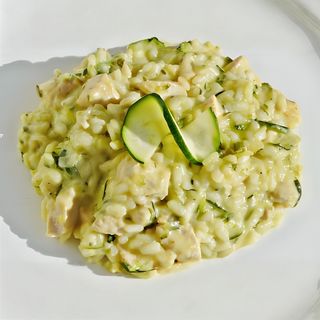 Rižoto sa piletinom i tikvicama 300gr