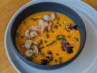 Гарбузовий  крем суп з креветками (350 грамм)