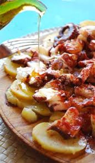 Pulpo A La Gallega Con Patatas