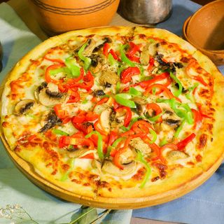 პიცა ბოსტნეულით 