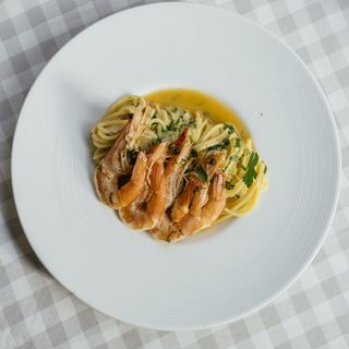 Spaghetti AOP con Gamberi 