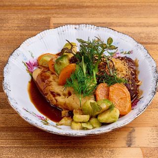 PULPECIKI W SOSIE Z PIECZONEJ CEBULI  Z CIAPKAPUSTĄ (vegan)