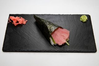 Tuna temaki