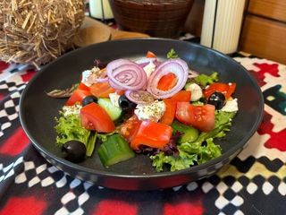 Салат грецький (210g)