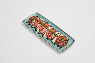 Салат Капрезе*