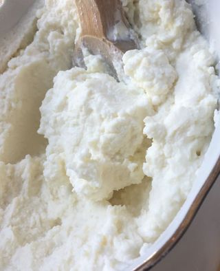 Branza de vaci dulce