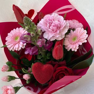 Mieszany bukiet walentynkowy czerwono-różowy mały