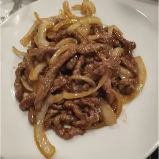 Ternera Con Cebolla