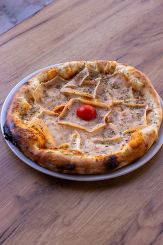 Pizza Capricciosa combo