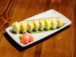 MANGO SHRIMP ROLL (8BUC)