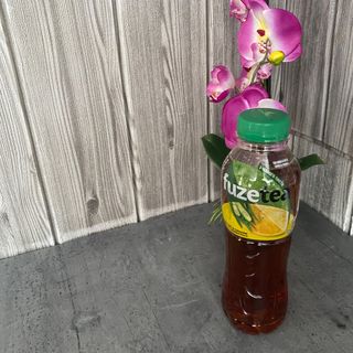 Холодний чай з лимоном