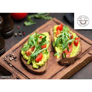 Guacamole torradas & Salada (Avocado Toasts & Salad)