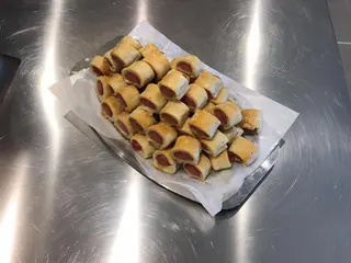Wurstellini