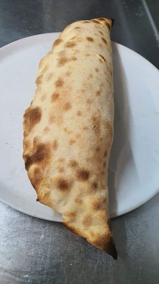 Pizza calzone